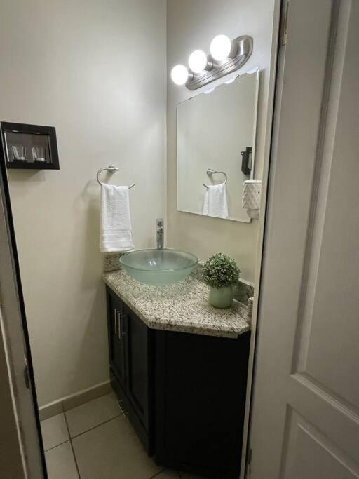 Casa Eliseos, A 5 Minutos De La Linea Fronteriza Villa Nogales  Dış mekan fotoğraf