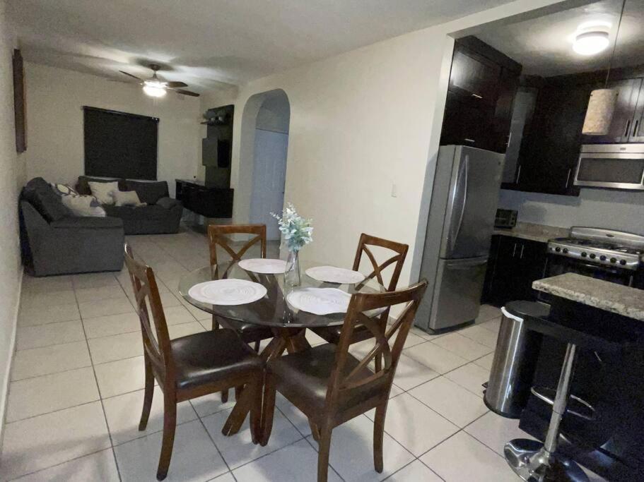 Casa Eliseos, A 5 Minutos De La Linea Fronteriza Villa Nogales  Dış mekan fotoğraf