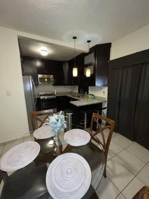 Casa Eliseos, A 5 Minutos De La Linea Fronteriza Villa Nogales  Dış mekan fotoğraf