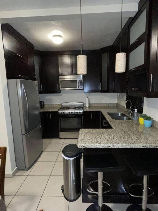 Casa Eliseos, A 5 Minutos De La Linea Fronteriza Villa Nogales  Dış mekan fotoğraf